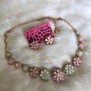 Betsey Johnson floral necklace and earrings set